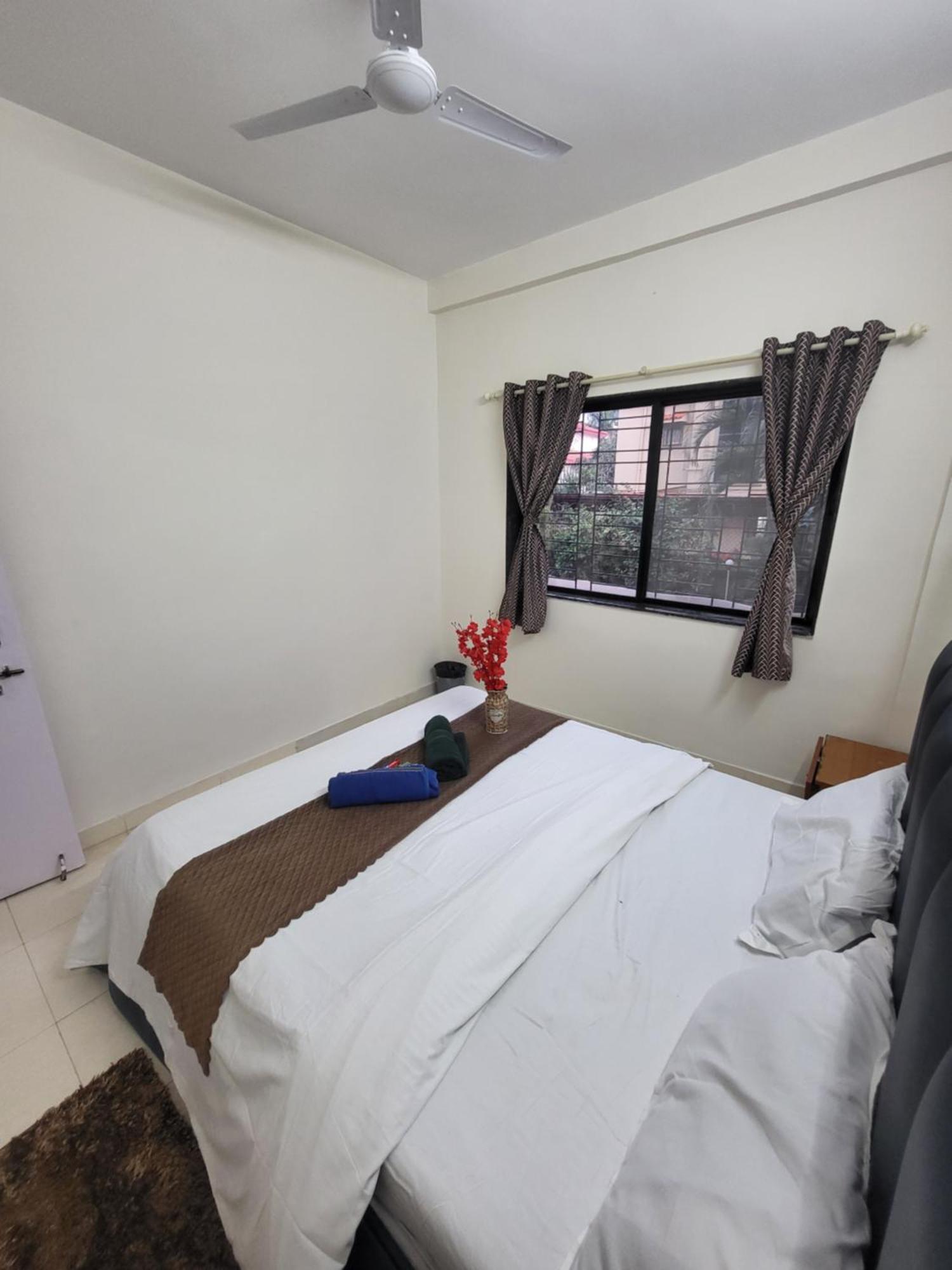 The Perfect Stays Para Disco Big Pool Cricket Turf Villa Lonavala Esterno foto