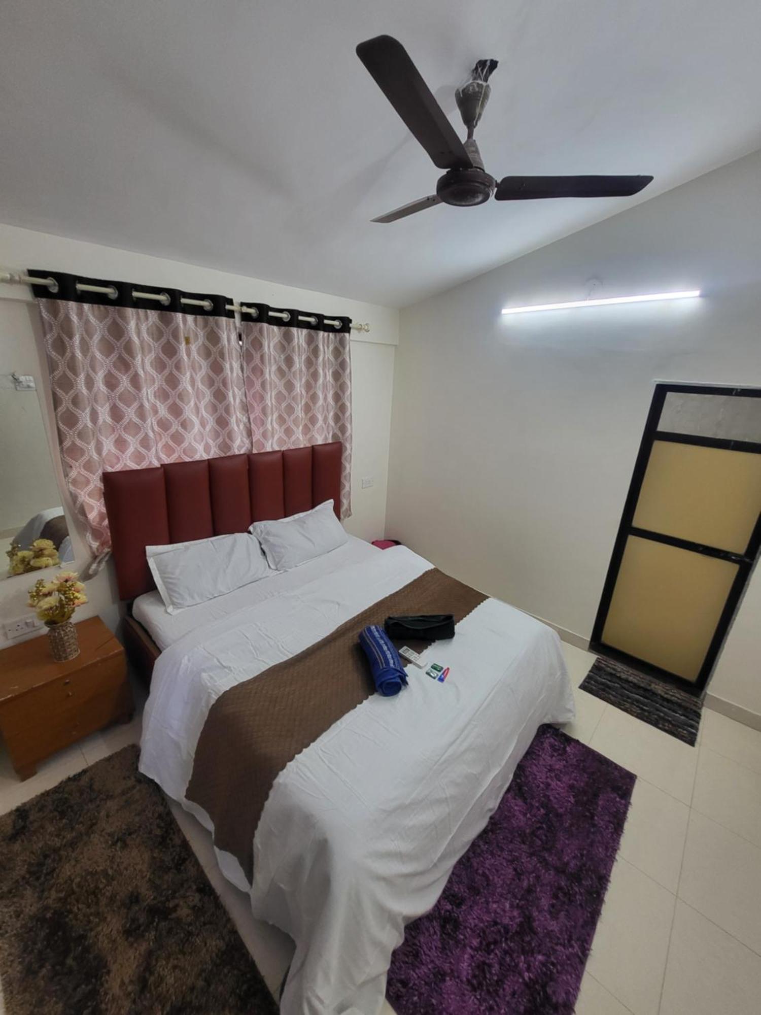 The Perfect Stays Para Disco Big Pool Cricket Turf Villa Lonavala Esterno foto