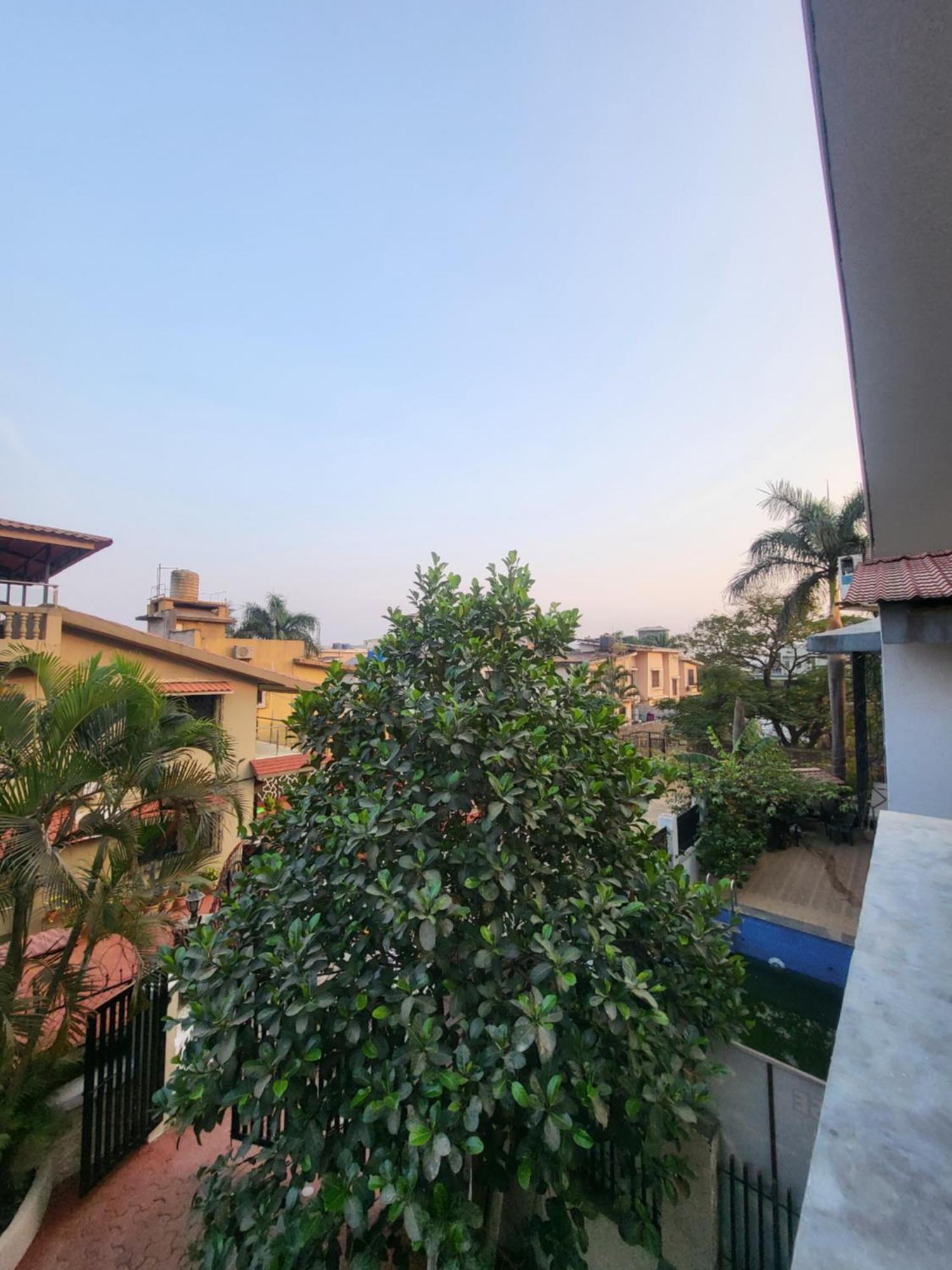 The Perfect Stays Para Disco Big Pool Cricket Turf Villa Lonavala Esterno foto
