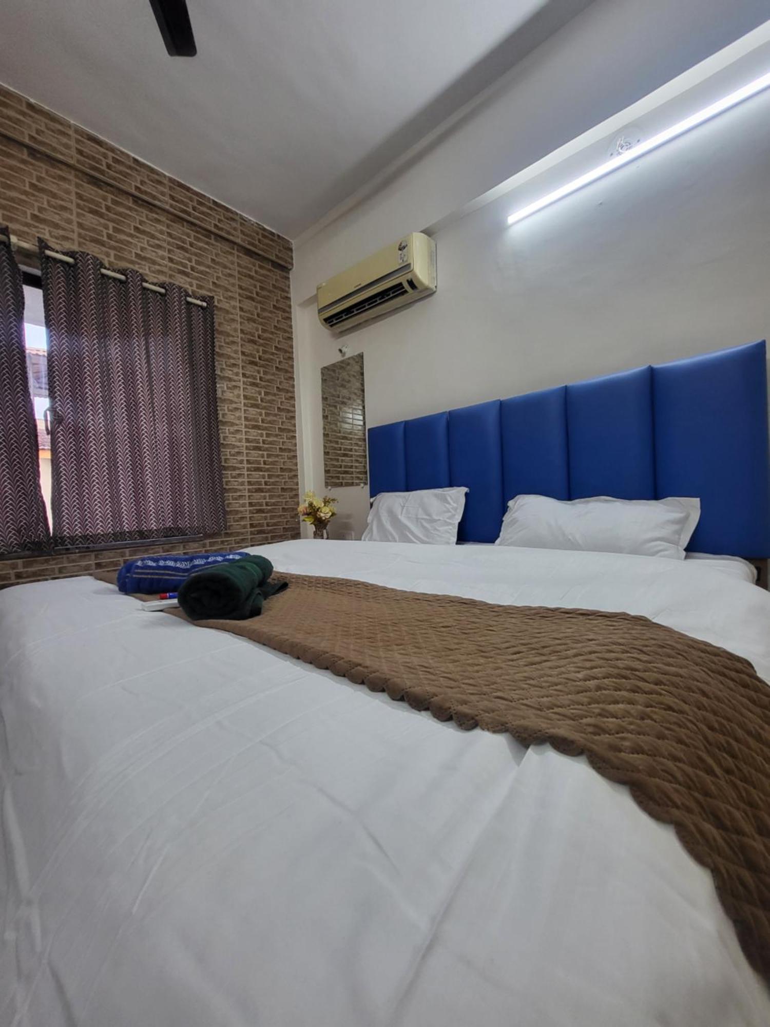 The Perfect Stays Para Disco Big Pool Cricket Turf Villa Lonavala Esterno foto