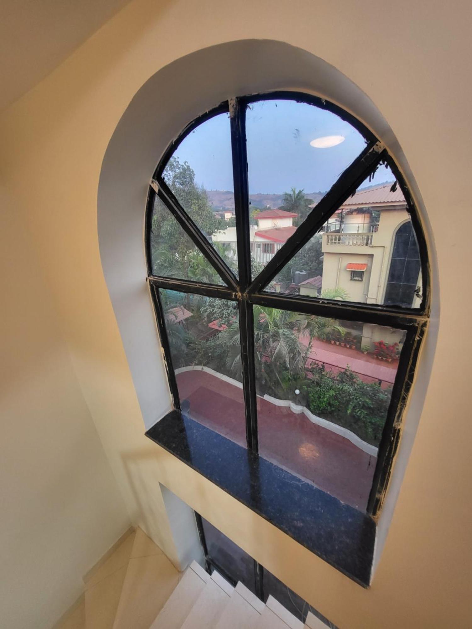 The Perfect Stays Para Disco Big Pool Cricket Turf Villa Lonavala Esterno foto